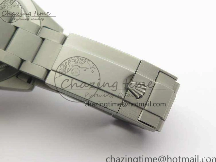 1225 Daytona Newman Sandblasted SS White Black Dial On SS Bracelet A Functional 3522